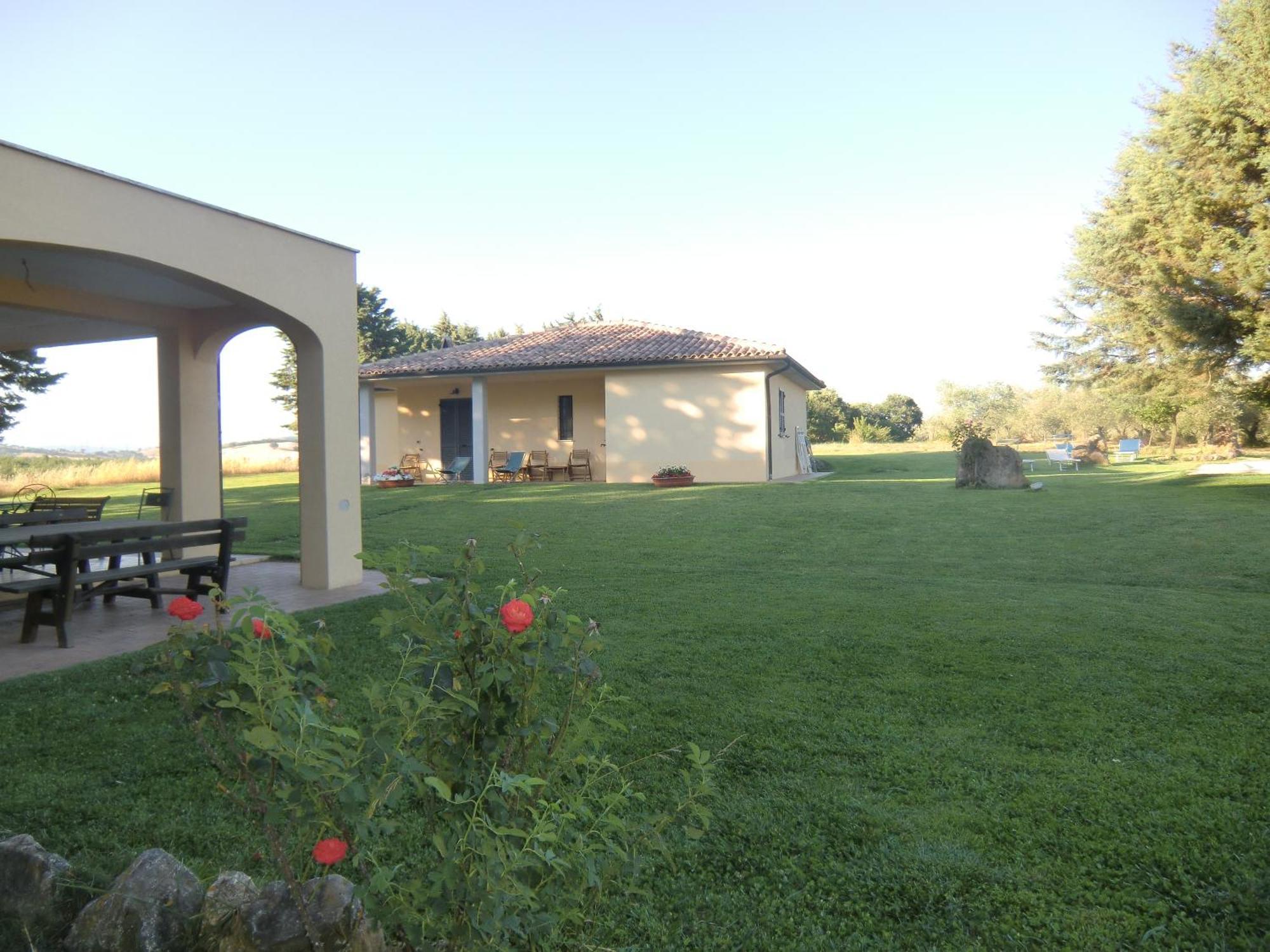 Agriturismo Cavallin Del Bufalo Manciano Bagian luar foto